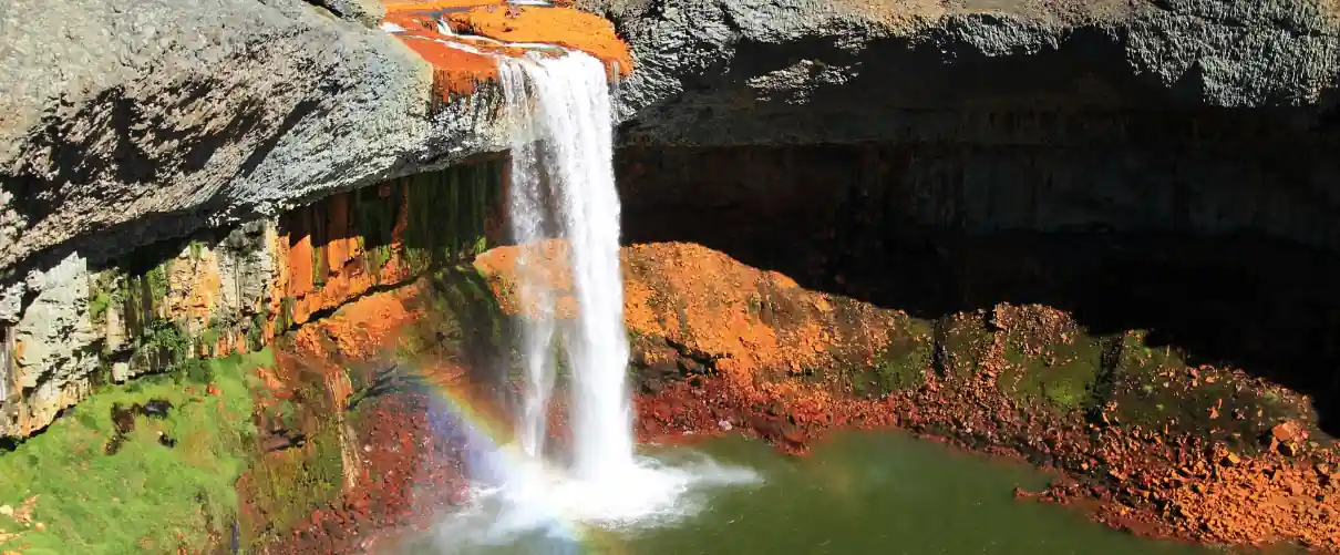 Vacaciones de Verano en el Sur de Neuquén: Las 4 Ciudades Imperdibles para Naturaleza, Lagos y Aventura Patagónica