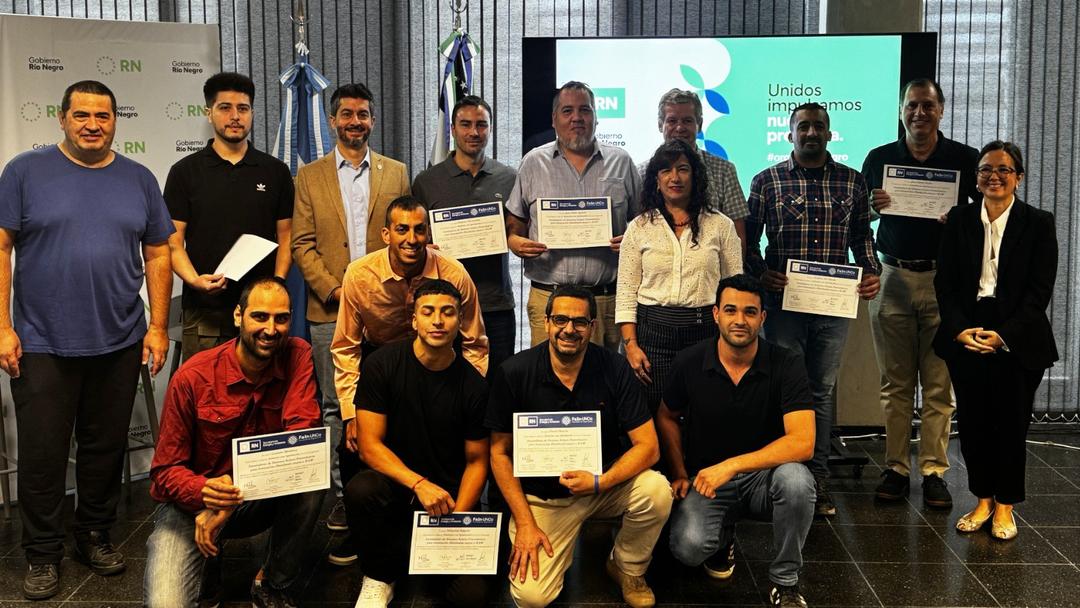 Energía Solar en Río Negro: Finalizó el Curso de Instaladores Solares y ya hay Nuevos Técnicos Certificados para Impulsar la Transición Energética en 2026 Energía Solar en Río Negro: Finalizó el Curso de Instaladores Solares y ya hay Nuevos Técnicos Certificados para Impulsar la Transición Energética en 2026