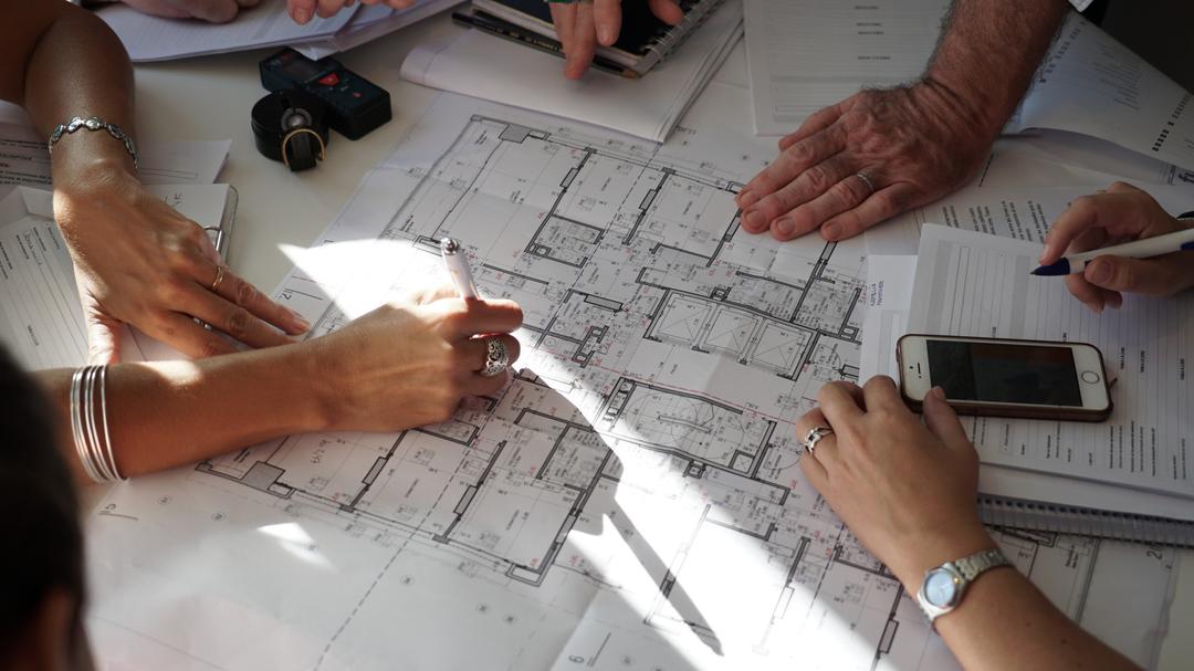 En un movimiento que puede transformar la forma en que se compran, venden y habitan las propiedades en la Patagonia, el Gobierno de Río Negro