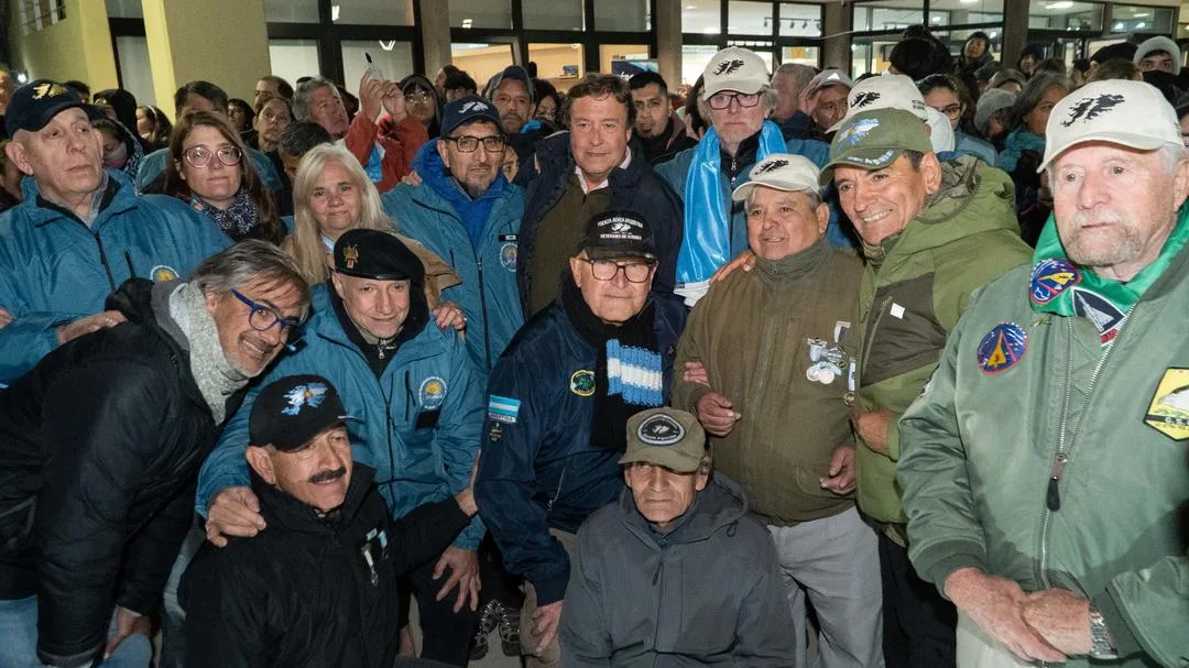 Malvinas en Río Negro: el emotivo homenaje que reaviva la memoria, la identidad y el compromiso argentino en 2026