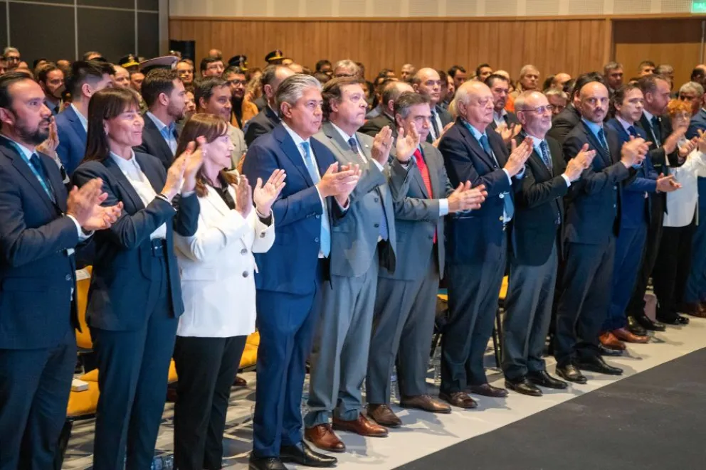 Neuquén y Chile Avanzan hacia el 40° Encuentro del Comité de Integración de los Lagos en Valdivia: Claves para Consolidar los Nuevos Corredores Binacionales